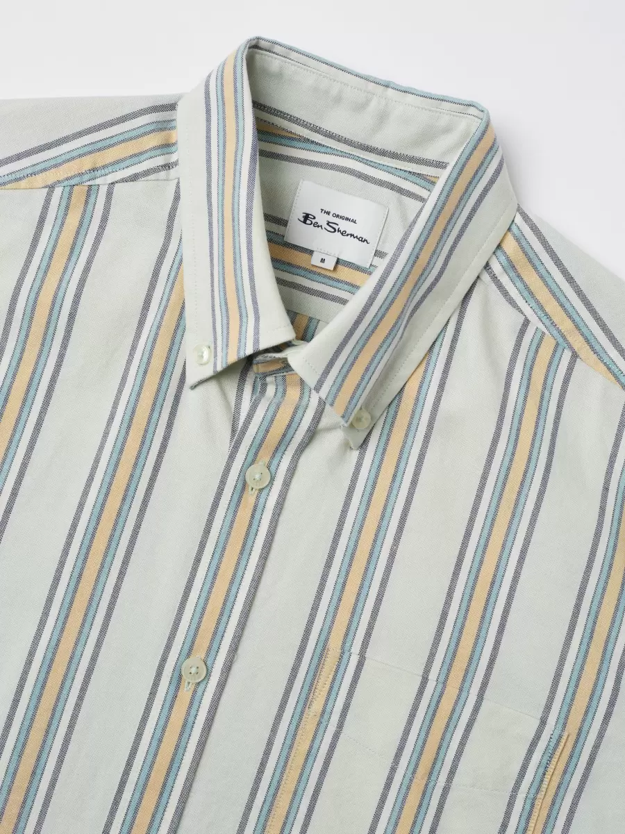 Men Ivy Oxford Stripe Short-Sleeve Shirt - Eggshell Ben Sherman Online Eggshell|Dark Pink Shirts - 1