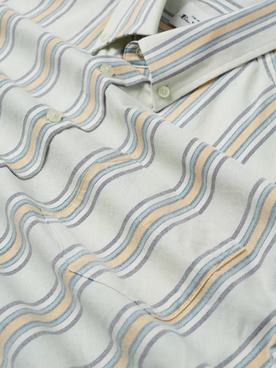 Men Ivy Oxford Stripe Short-Sleeve Shirt - Eggshell Ben Sherman Online Eggshell|Dark Pink Shirts - 2
