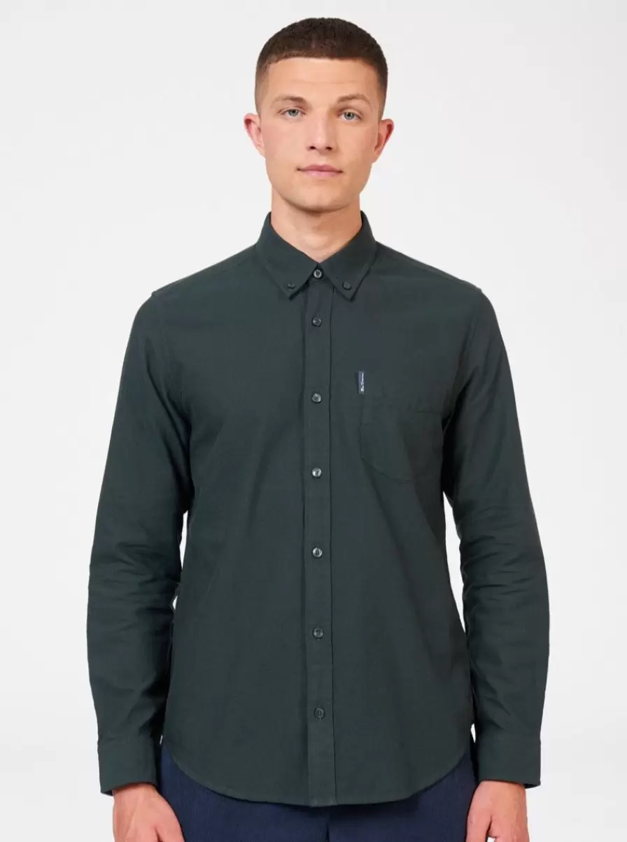 Signature Organic Long-Sleeve Oxford Shirt - Dark Green Trending Men Dark Green Ben Sherman Shirts - 2
