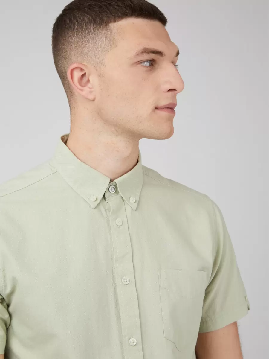 Pistachio Ben Sherman Signature Organic Short-Sleeve Oxford Shirt - Pistachio Shirts Exclusive Men - 1