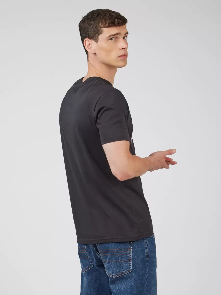 Bold T-Shirts & Graphic Tees Men Black Organic Jersey Chest-Print Graphic Tee Ben Sherman - 4