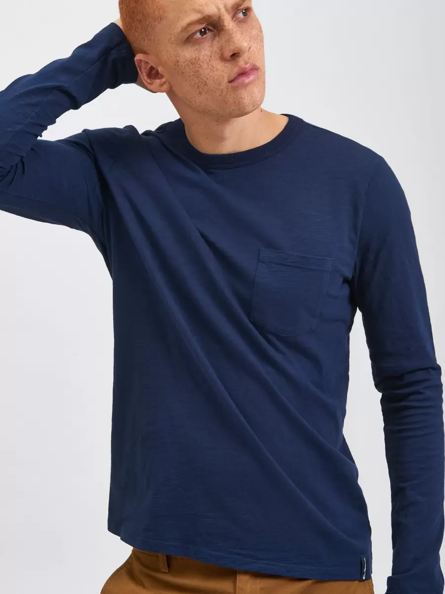Navy Indigo Rapid T-Shirts & Graphic Tees Garment Dye Beatnik Long-Sleeve T-Shirt - Navy Indigo Men Ben Sherman - 2